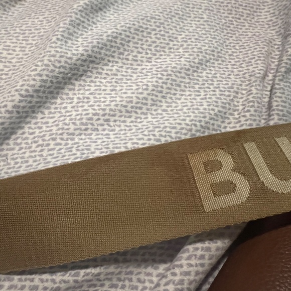 Burberry Note Shoulder Bag - Picture 10 of 11